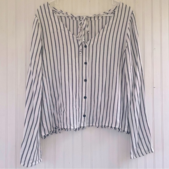 Anthropologie cloth & stone White Black Striped Boxy Button Down Size Small - Picture 1 of 9